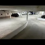 Avec Terrasse Privee Et Garage Rez De Chaussee Lumineux * Brussel