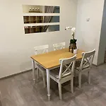 Avec Terrasse Privee Et Garage Rez De Chaussee Lumineux Appartement *