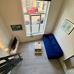 Studio Avec Chambre En Mezzanine