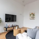 Spacious 1Bd Apt In Uccle - Ch5