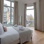Spacious 2Bd Apt In Uccle - Ch2