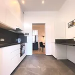Charming Uccle - 1 Bedroom *