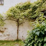 Beautiful 2 Bedroom Duplex In Le Chatelain