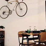 Beautiful Studio In Le Chatelain - Ground Floor