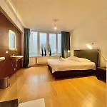 Appartement 5 Min From Grand Place 1 Bedroom Apt Renovated! *