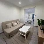 Appartement Confortable Avec Garage Premier Etage Sans Terrasse