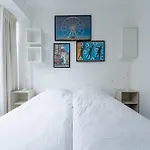 6 Bedroom House With Private Bathrooms In Bxl Downtown