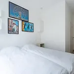 6 Bedroom House With Private Bathrooms In Bxl Downtown