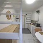 Nid Douillet Et Chaleureux Brussel