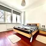 Cosy Duplex - Eu District