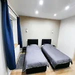 Appartement Modern In Molenbeek-saint-jean / 77 M² / Parking Brussel