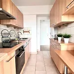 Elegant 2pcs Proche * Brussel
