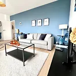 Elegant 2pcs Proche Appartement *