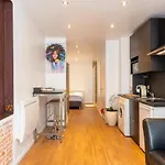 Etterbeek - Sunny Loft Studio - Eu Area