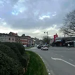 Appartement En Duplex Au Rez-De-Chaussee 10 Minutes Du Centre