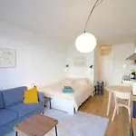 Brand New & Cosy - Louise & Stephanie Area