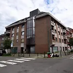 Strelitzyahouse