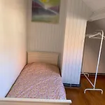 Belle Etage A Stockel With Charming Patio Appartement Brussel