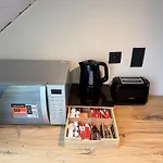 Joli Studio Lumineux