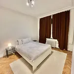 Grand Appartement Luxueux A Bruxelles Centre