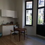 Charming Studio In The Heart Of Saint-Gilles