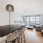 Appartement Spacieux Et Confortable - 2 Chambres - 4P - Garage