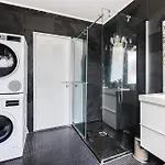 Appartement Spacieux Et Confortable - 2 Chambres - 4P - Garage