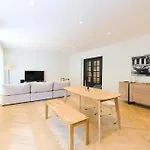 Chaleureux Appartement A Bruxelles