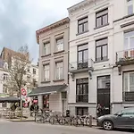 Elegant Stay In Chatelain Ixelles