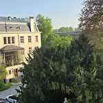 Fernand Cocq Elegant Residence