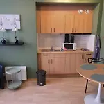 Green Cosy Studio