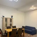 Modern 1 Bedroom And Sofa Bed Stay