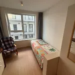 Cozy Private Room With Ensuite