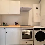 Fully Renovated Studio Near Brussels Centre & Midi