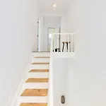 Gallery Louise