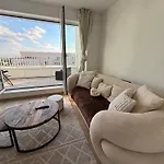 Appartement Sejour Lumineux Avec Balcon Brussel