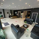Windsor Hotel 2*