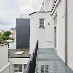 Apartment Louise Center