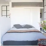 Cozy Apartment - Super Central