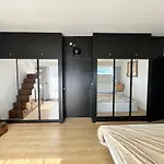 Villa \'L\'