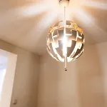 Appartement Sous Toit Lumineux Avec Garage Et 4 Pieces En Enfilade