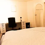 Appartement Sous Toit Lumineux Avec Garage Et 4 Pieces En Enfilade