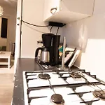 Appartement Sous Toit Lumineux Avec Garage Et 4 Pieces En Enfilade