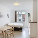 Spacieux Appartement Une Chambre