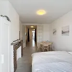 Spacieux Appartement Une Chambre