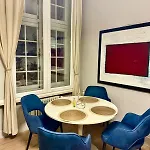 Cute Flat Next To Eu Institutions & City Center