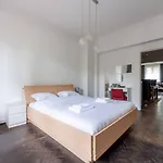 Jette - Base En Peripherie De - 15min Centre Apartment Brussels