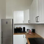 Cosy Flat In Eu Area