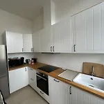 Cosy Flat In Eu Area