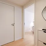 3Br Nato & Eu Apartment - Freeluggage Room